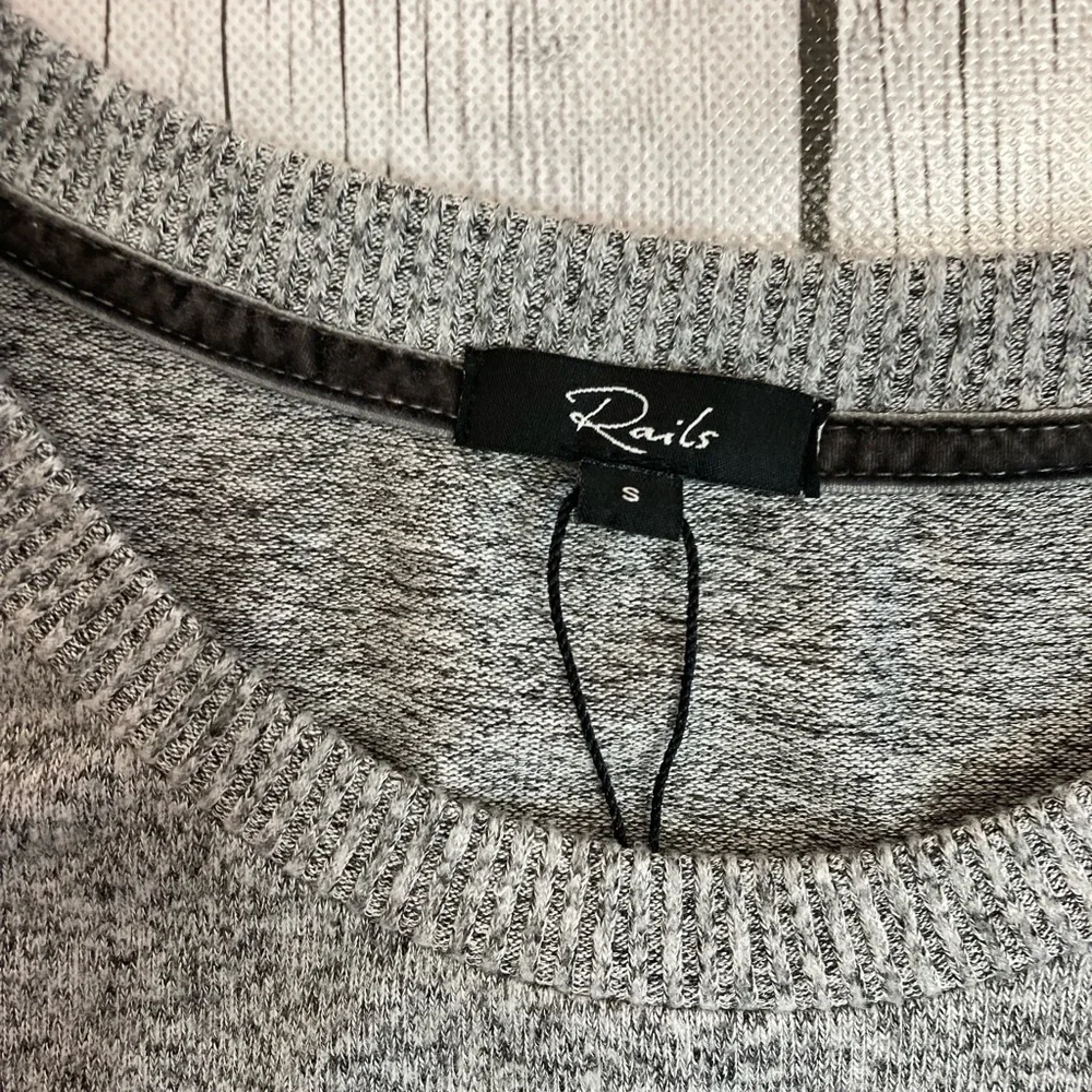 NWOT Rails Rag Hem Tee - Picture 7 of 12